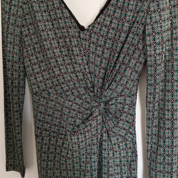 GUESS Long Sleeve Faux Wrap Metallic Dress Emerald Multi size 10 - Picture 3 of 5